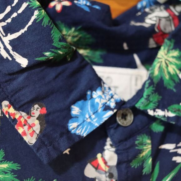 Free Planet Blue and Green Casual Button Down Shirts with Tropical Prints - Picture 3 of 14